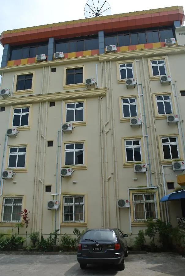 Hotel Shwe Eain Taw 양곤