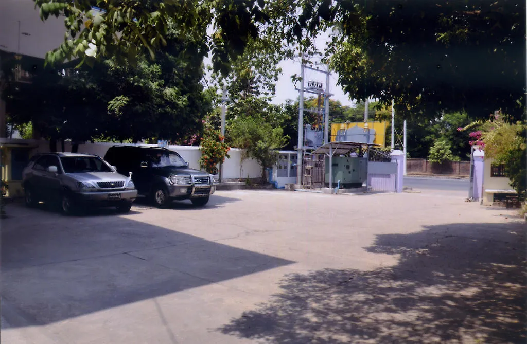 Hotel Shwe Eain Taw Янгон 0*,  Мьянма